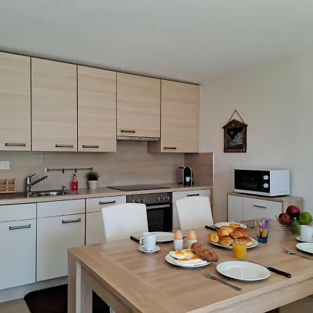 Lägenhet Beausoleil 4 By Interhome *